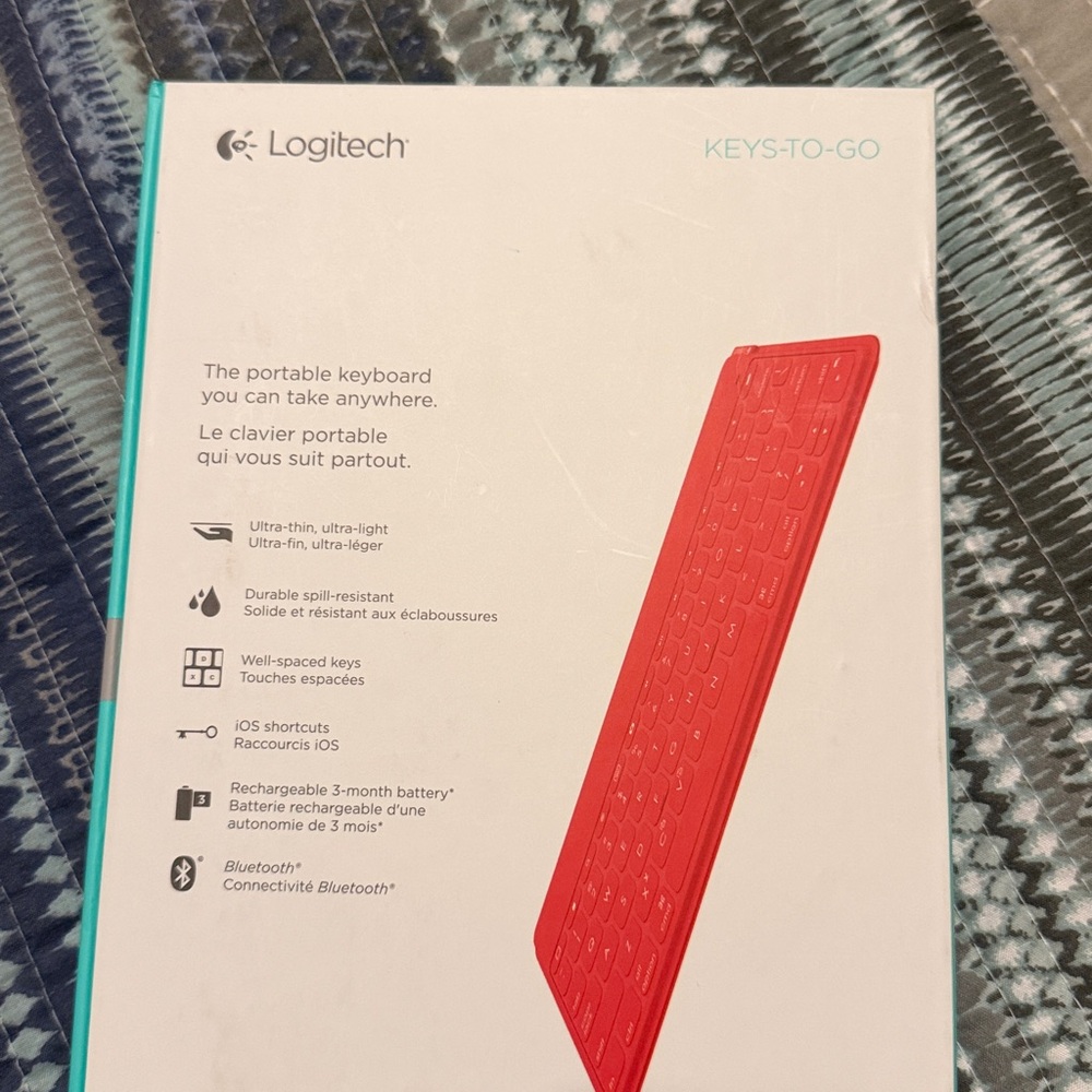 Logitech Keys-To-Go Coral Keyboard New - Picture 2 of 3